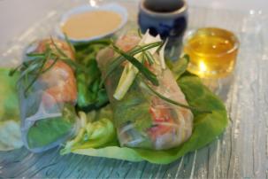 Nems imp�riaux aux poissons et aux l�gumes de saisons